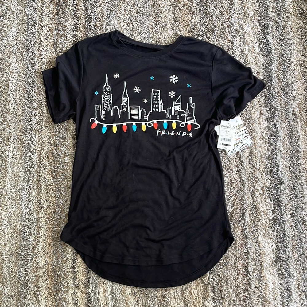 Size S FRIENDS short sleeve Tee